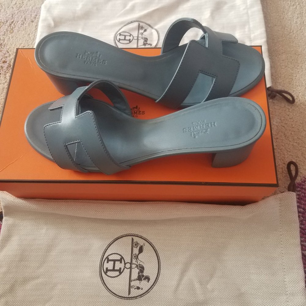 Herms Oasis Leather Slides - image 2